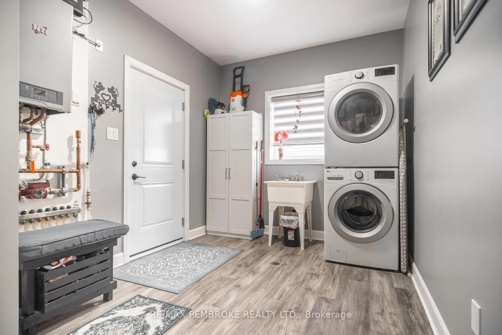 Photo 30 of 33 Durant Street, Petawawa — HOMEH