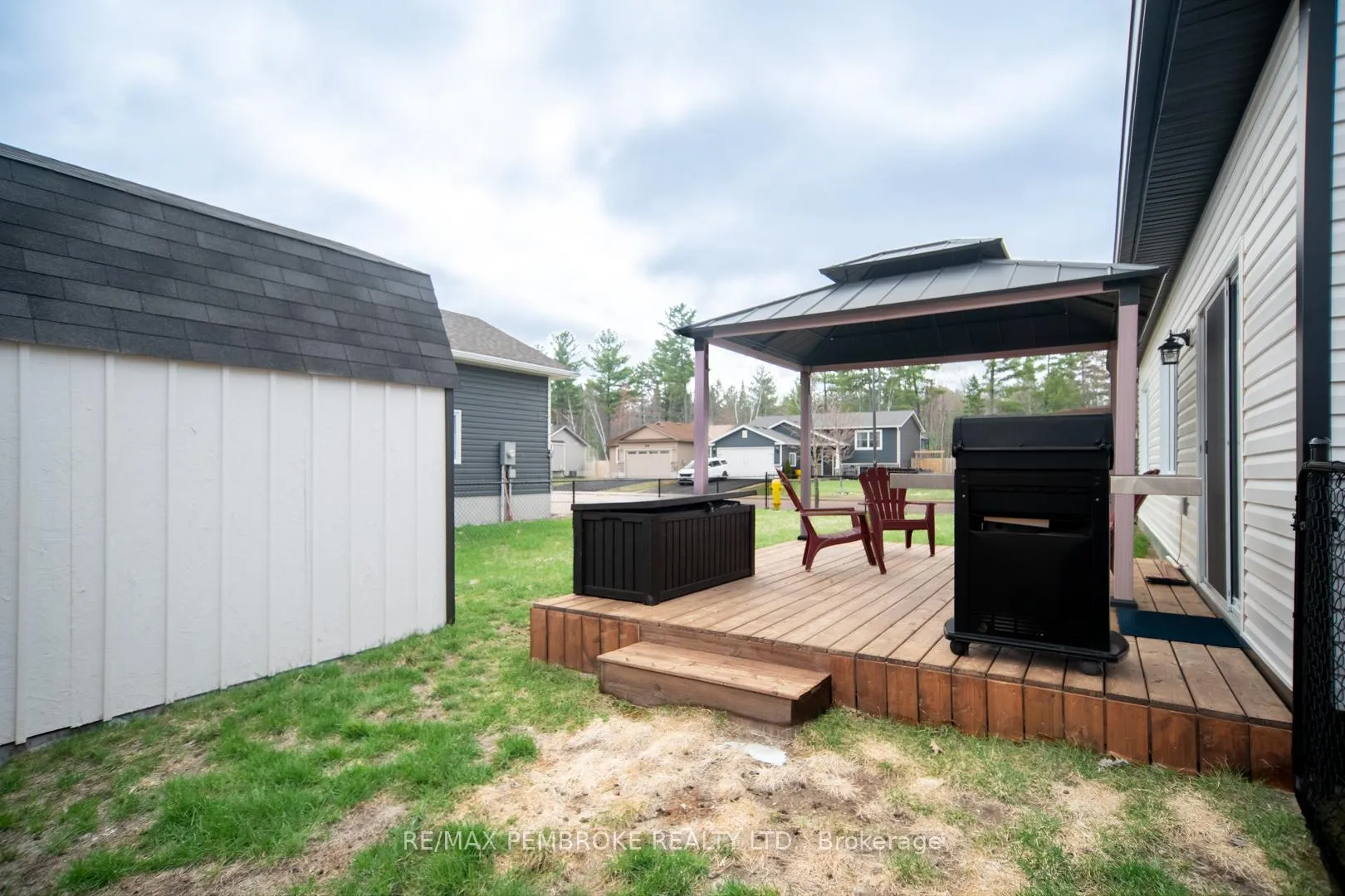Photo 47 of 33 Durant Street, Petawawa — HOMEH