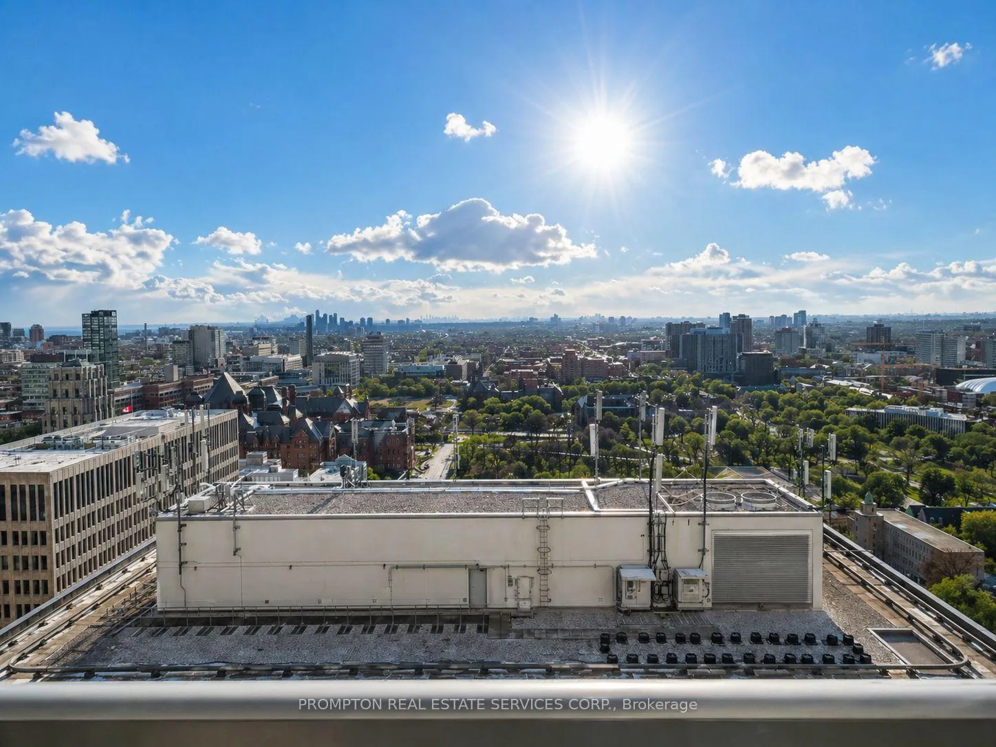 Front of Unit 2810, 955 Bay Street