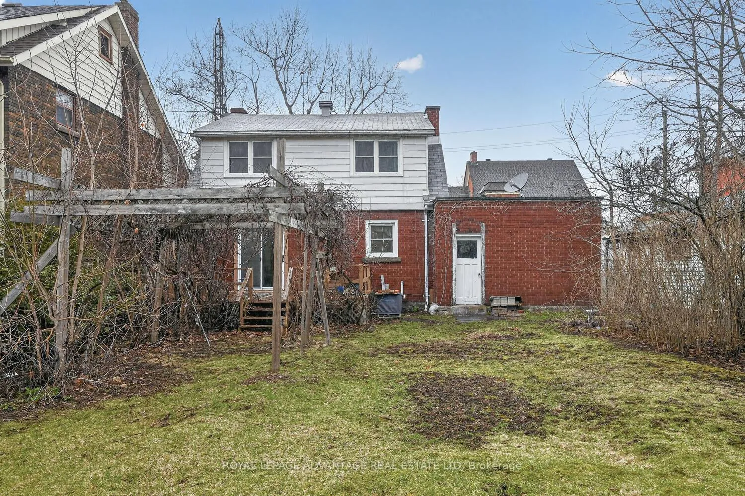 Photo 34 of 21 Gladstone Avenue, Smiths Falls — HOMEH