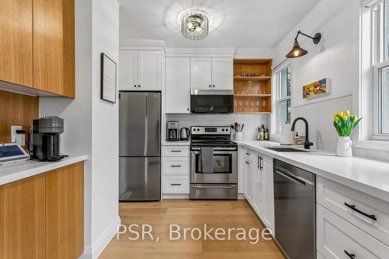 Photo 11 of 155 McRoberts Avenue, Toronto, Corso Italia-Davenport — HOMEH
