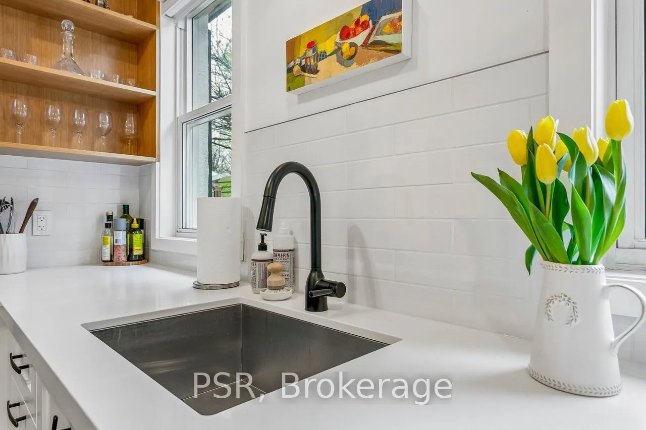 Photo 12 of 155 McRoberts Avenue, Toronto, Corso Italia-Davenport — HOMEH