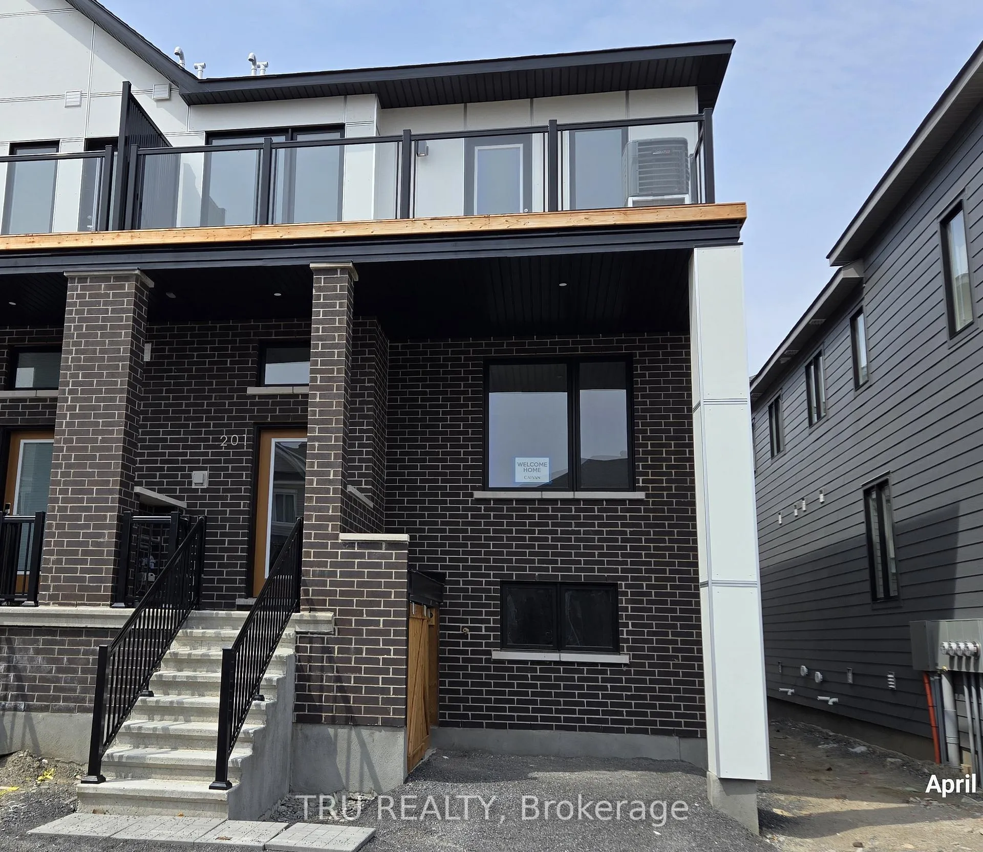 Photo 1 of 201 Beebalm Crescent, Ottawa, Barrhaven - Half Moon Bay — HOMEH
