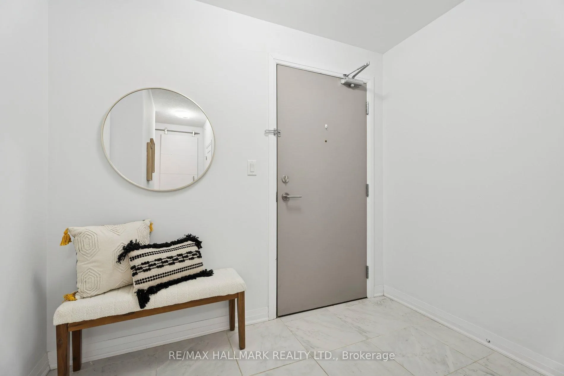 Photo 6 of Unit 409, 10 Concord Place, Grimsby, Grimsby Beach — HOMEH