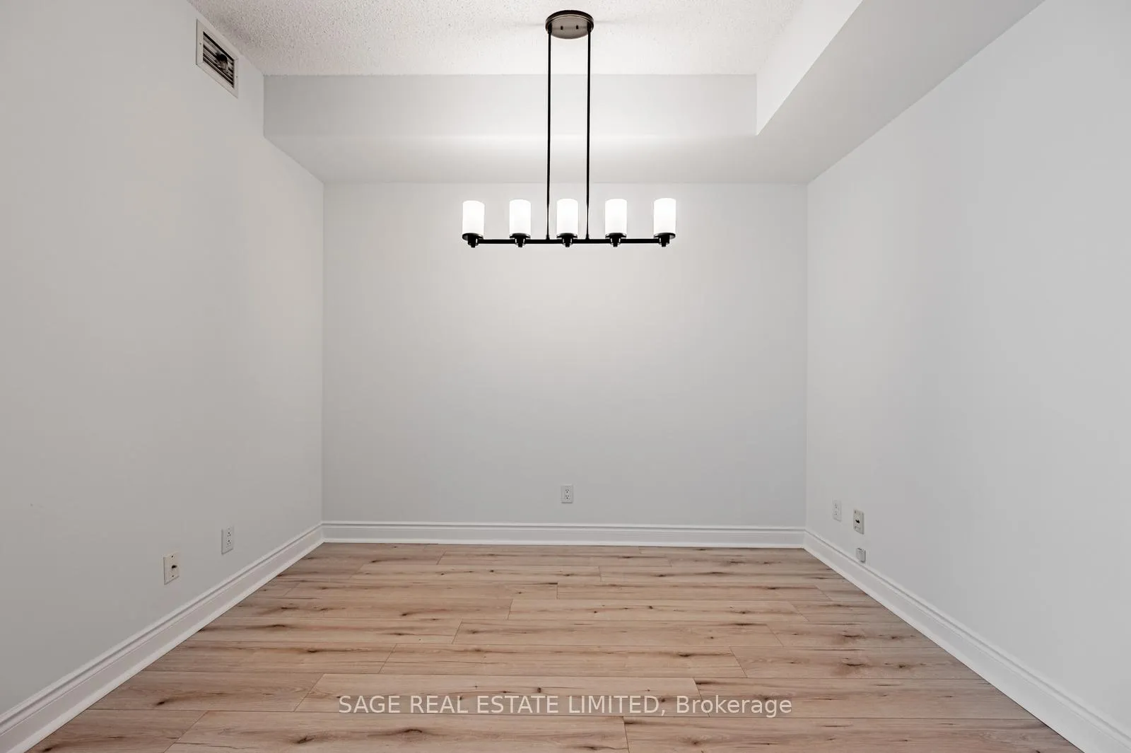 Photo 4 of Unit 1205, 319 Merton Street, Toronto, Mount Pleasant West — HOMEH