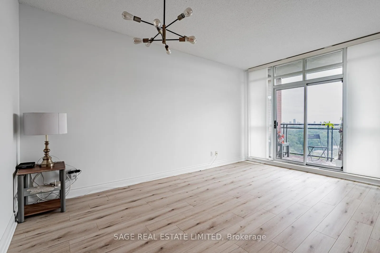 Photo 9 of Unit 1205, 319 Merton Street, Toronto, Mount Pleasant West — HOMEH