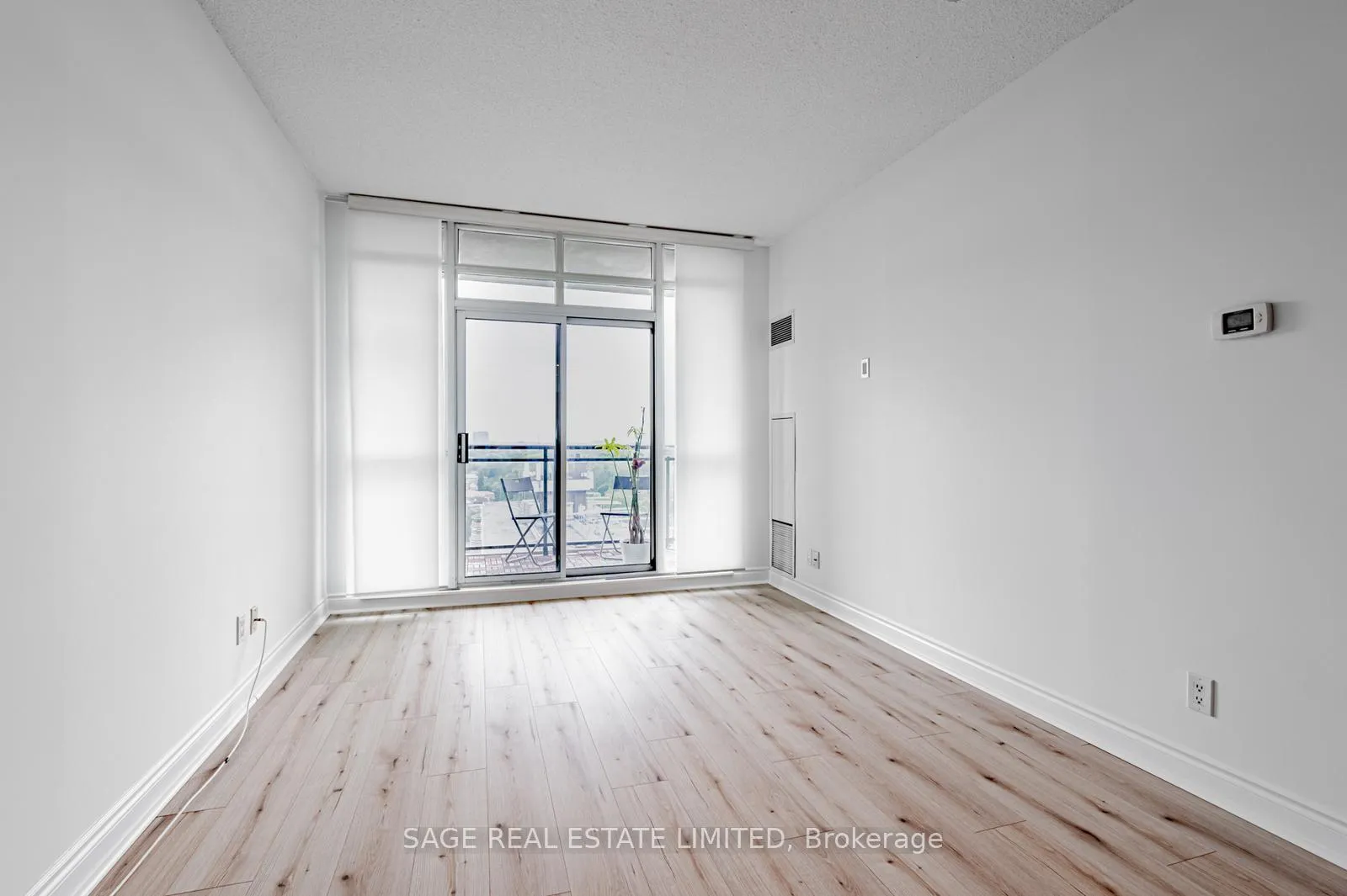 Photo 10 of Unit 1205, 319 Merton Street, Toronto, Mount Pleasant West — HOMEH