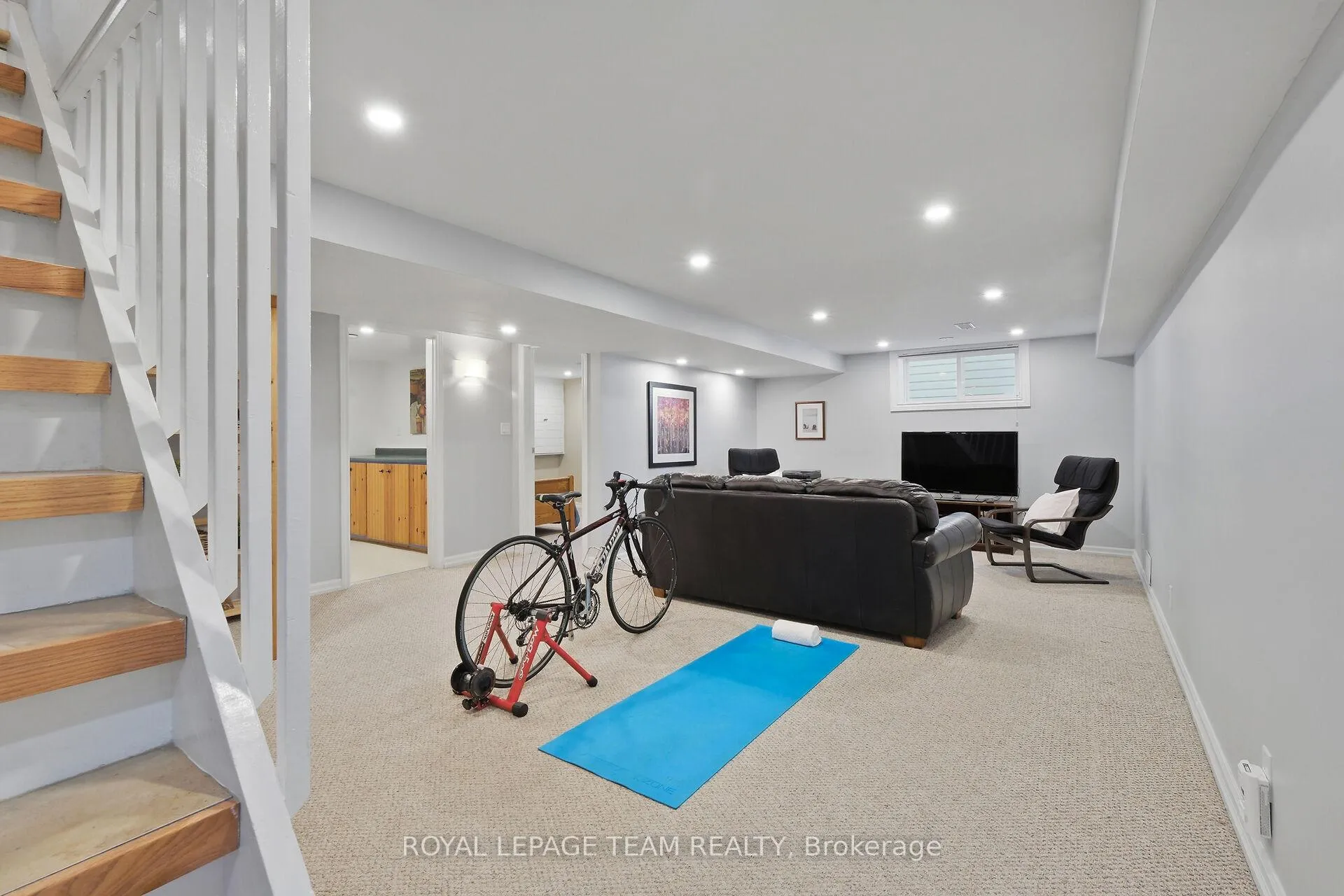 Photo 21 of 1416 Cavendish Road, Ottawa, Applewood Acres — HOMEH