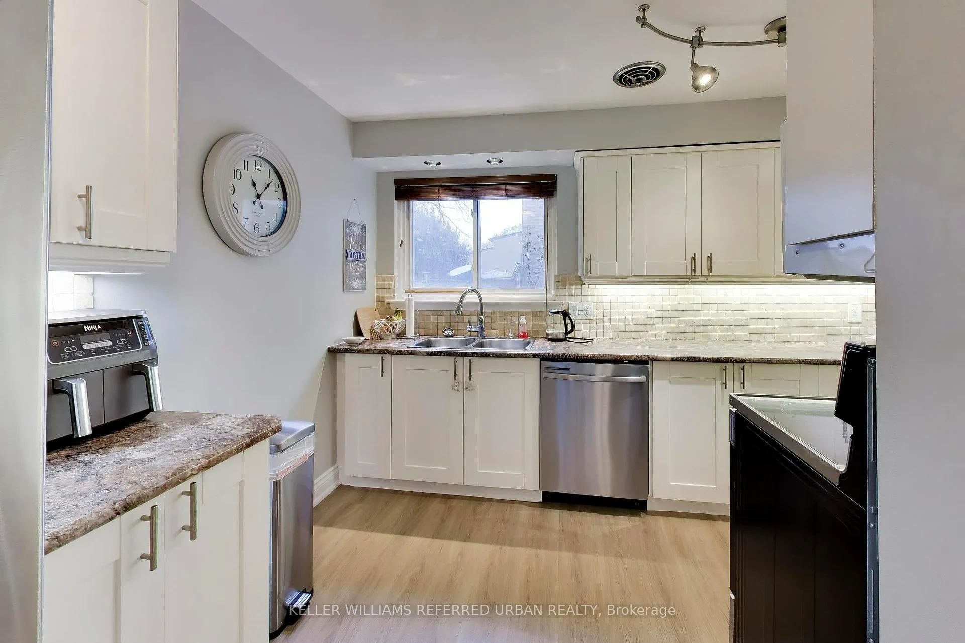 Photo 9 of Unit 52, 1235 Radom Street, Pickering, Bay Ridges — HOMEH