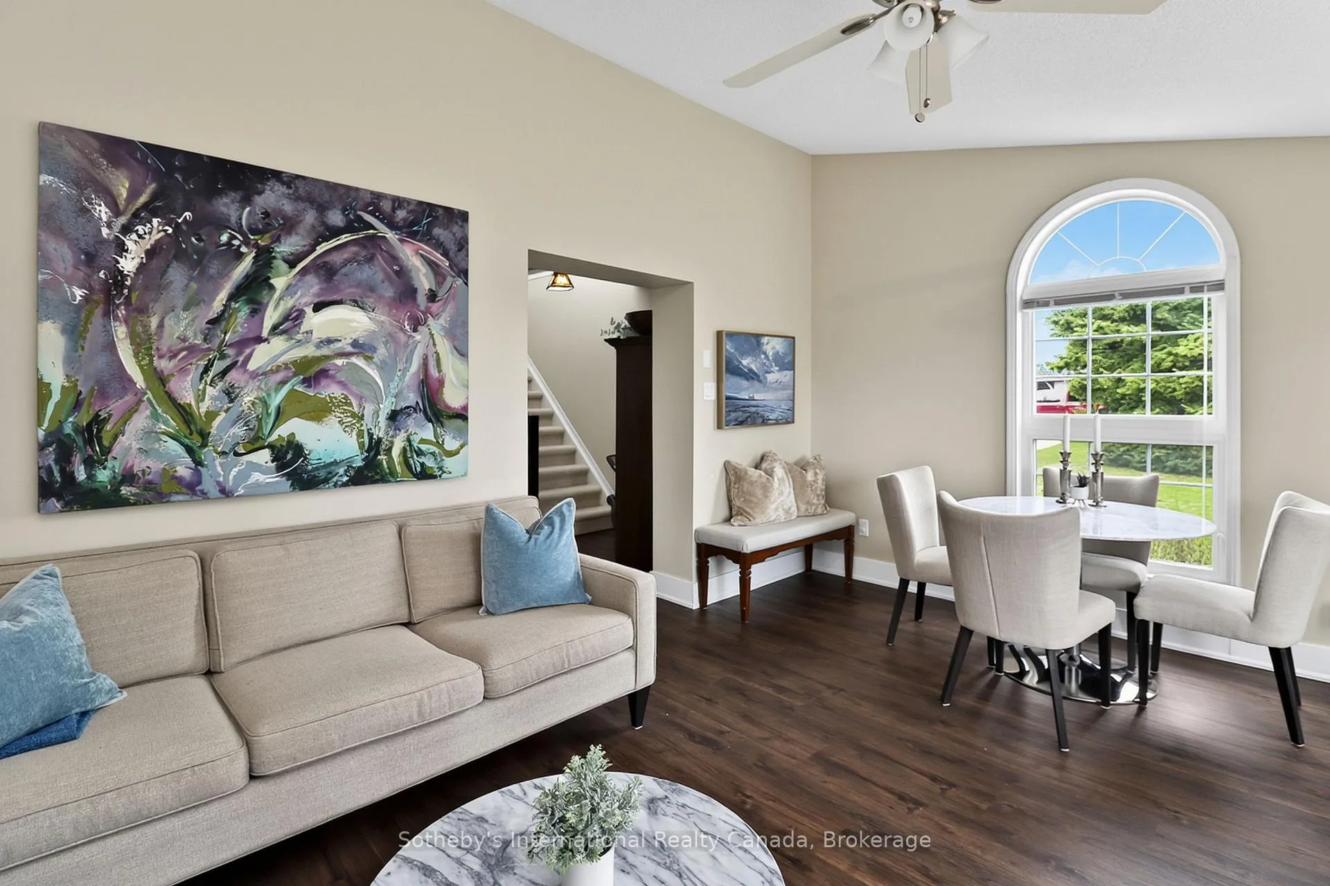 Photo 16 of Unit 10, 139 Lakeshore Road E, Blue Mountains — HOMEH