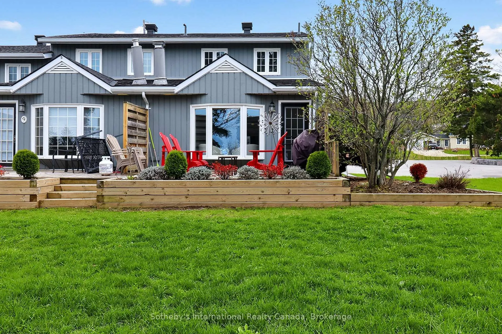 Photo 25 of Unit 10, 139 Lakeshore Road E, Blue Mountains — HOMEH