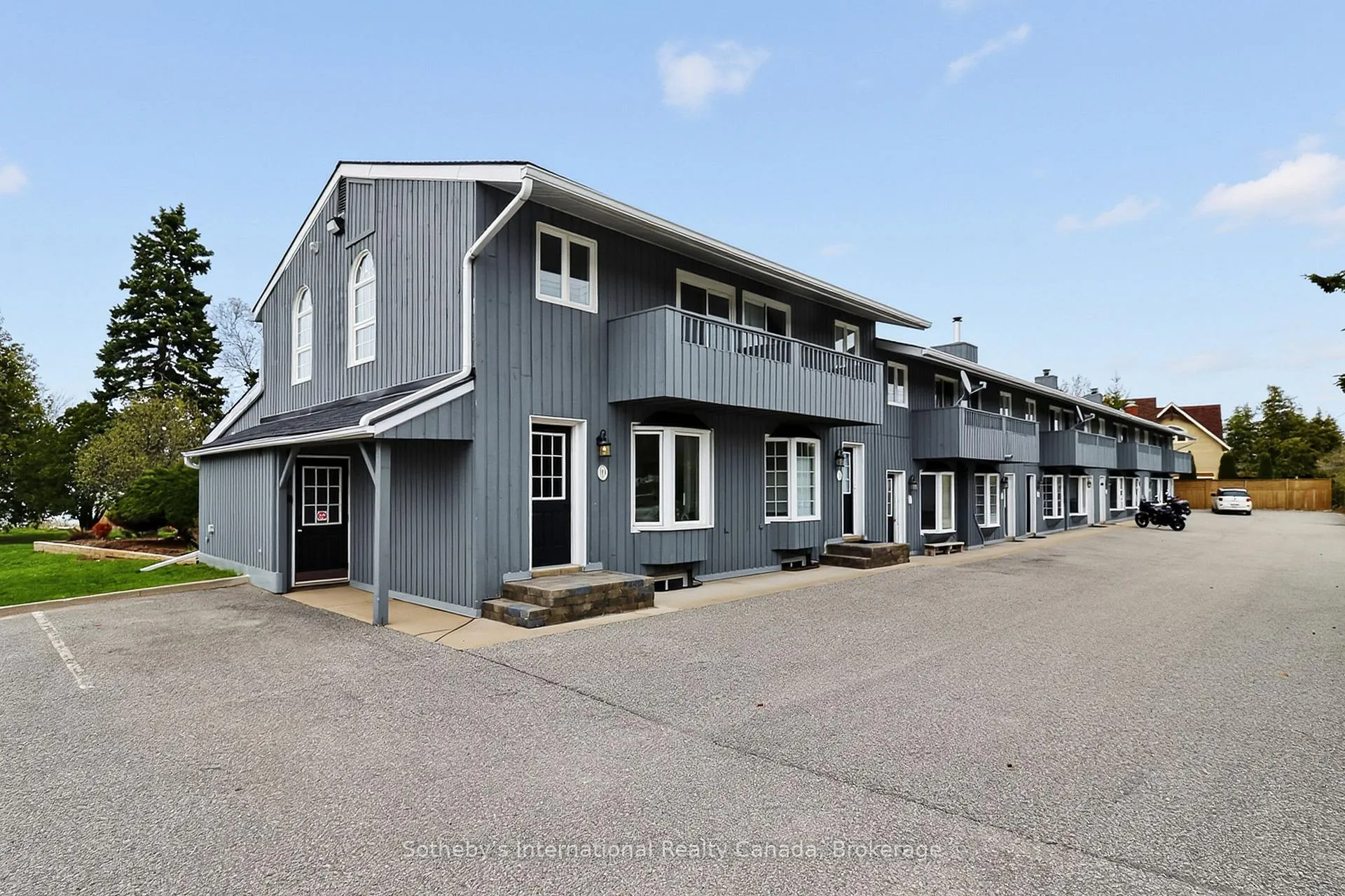 Photo 30 of Unit 10, 139 Lakeshore Road E, Blue Mountains — HOMEH
