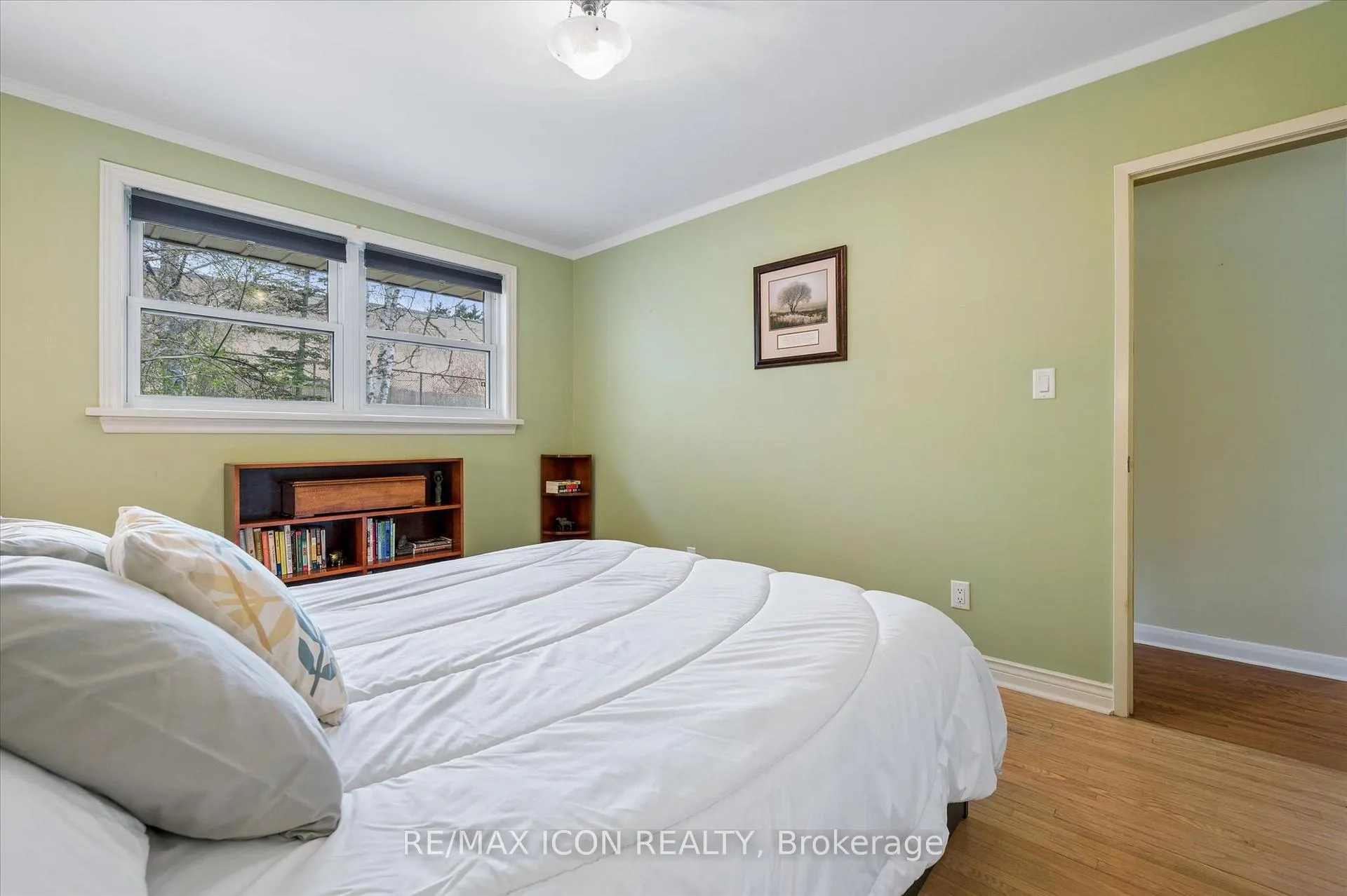 Photo 14 of 20 Katherine Crescent, Kitchener — HOMEH