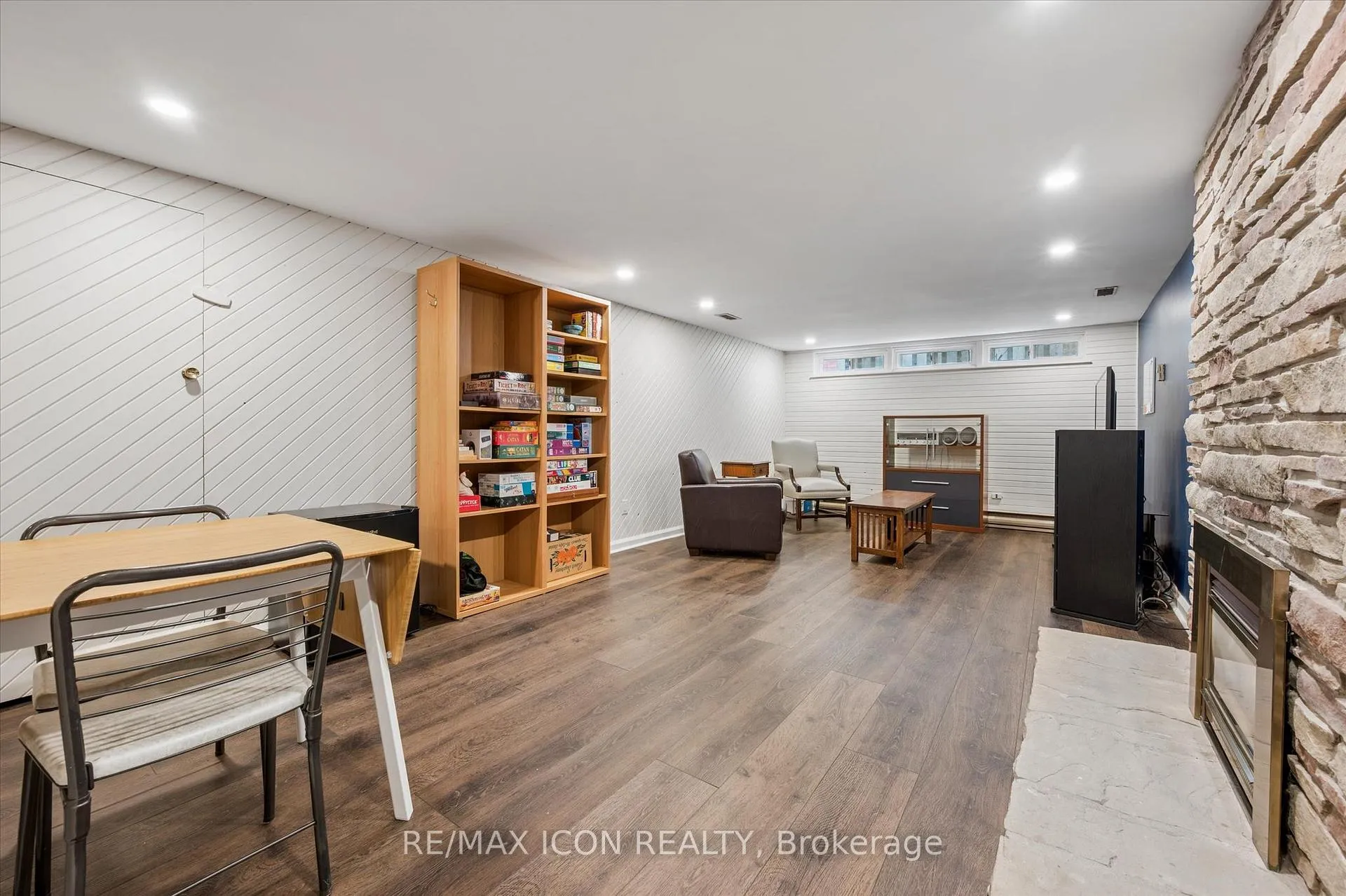 Photo 18 of 20 Katherine Crescent, Kitchener — HOMEH