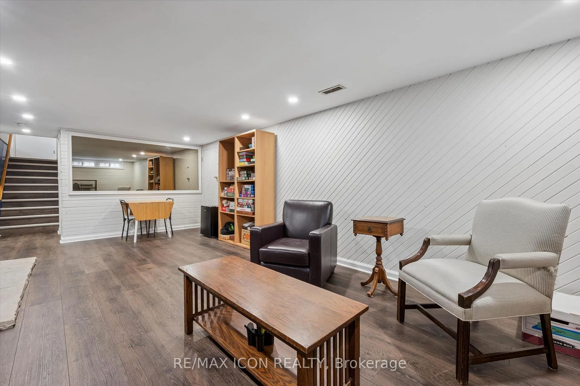 Photo 20 of 20 Katherine Crescent, Kitchener — HOMEH