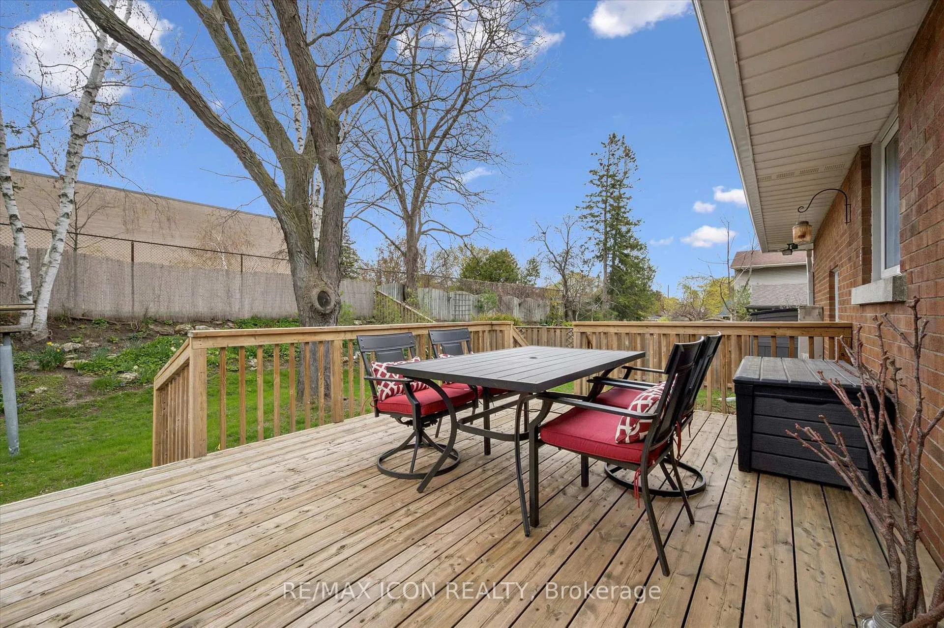 Photo 26 of 20 Katherine Crescent, Kitchener — HOMEH