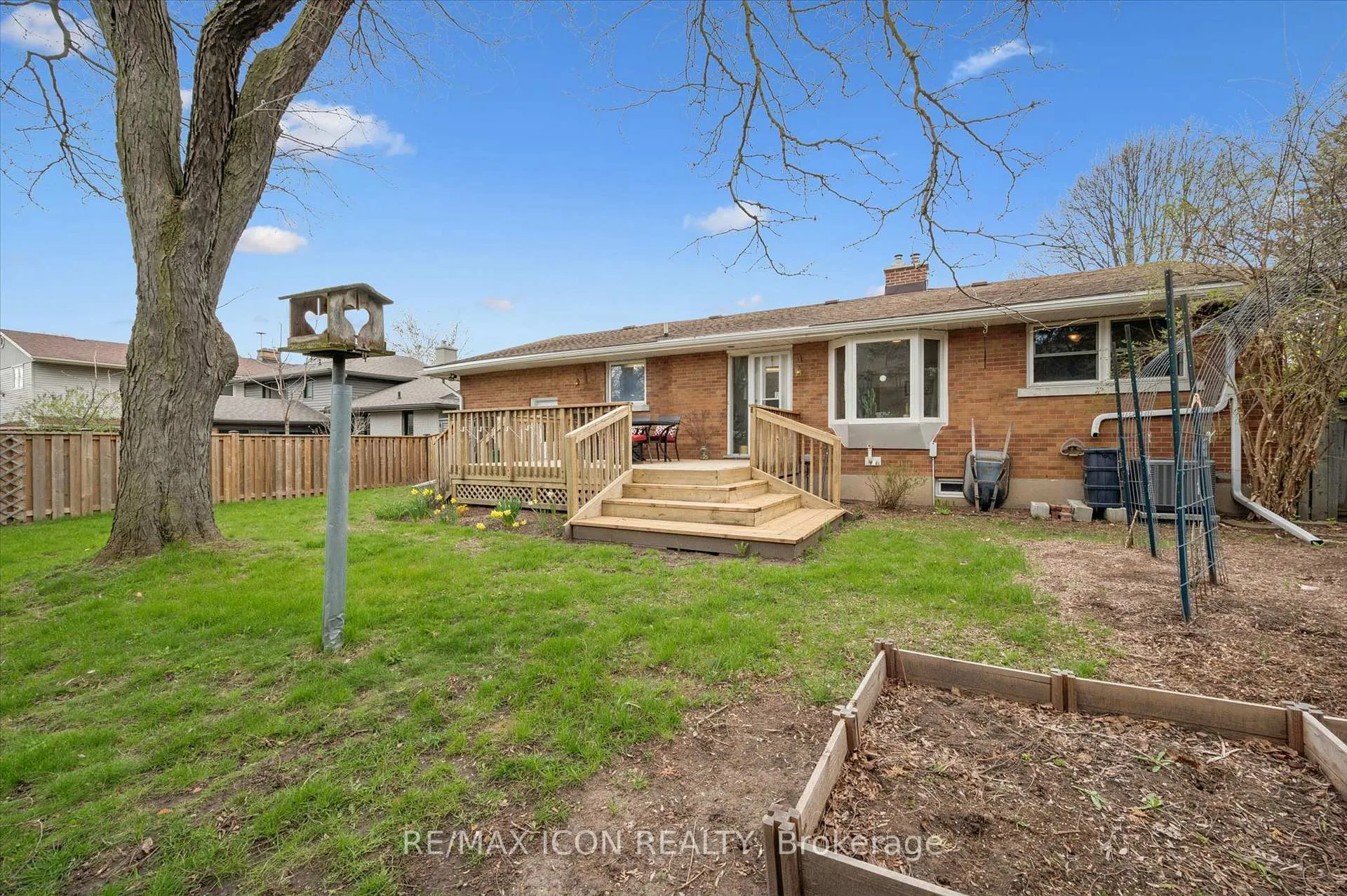 Photo 28 of 20 Katherine Crescent, Kitchener — HOMEH
