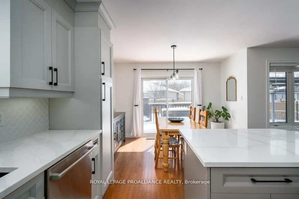 Photo 15 of 21 Forest Valley Drive, Quinte West, Frankford Ward — HOMEH