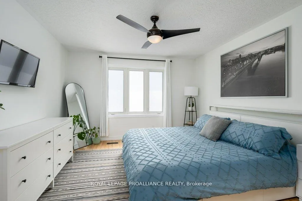 Photo 18 of 21 Forest Valley Drive, Quinte West, Frankford Ward — HOMEH
