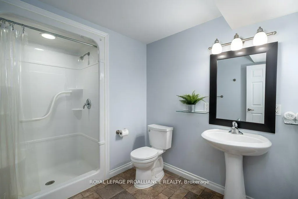 Photo 34 of 21 Forest Valley Drive, Quinte West, Frankford Ward — HOMEH