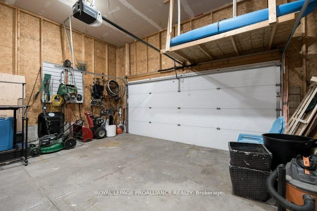Photo 35 of 21 Forest Valley Drive, Quinte West, Frankford Ward — HOMEH