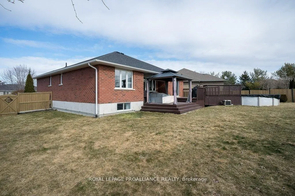 Photo 37 of 21 Forest Valley Drive, Quinte West, Frankford Ward — HOMEH