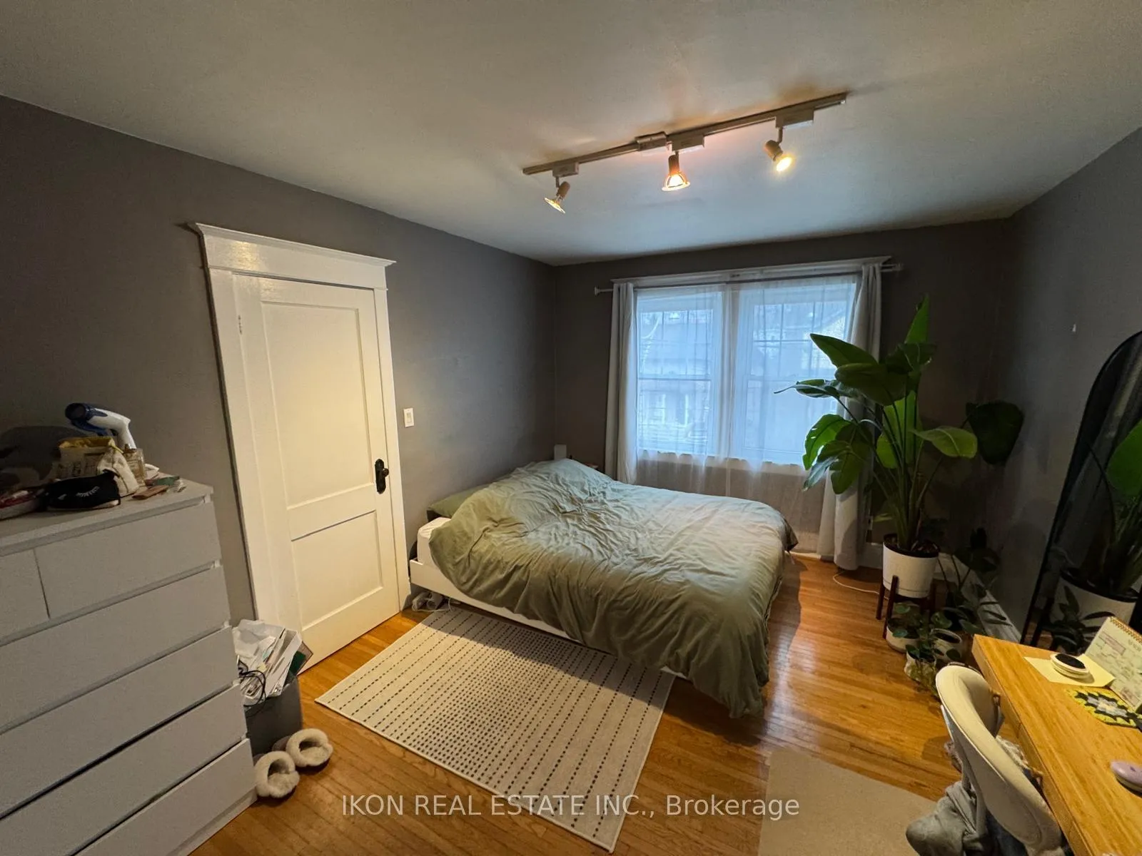 Photo 7 of 415 Coxwell Avenue, Toronto, Woodbine Corridor — HOMEH