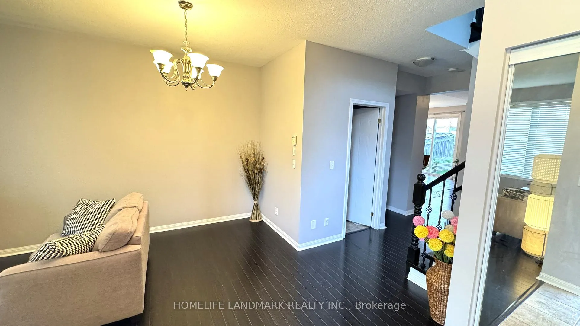 Photo 4 of 461 Garth Massey Drive, Cambridge, Fiddlesticks — HOMEH
