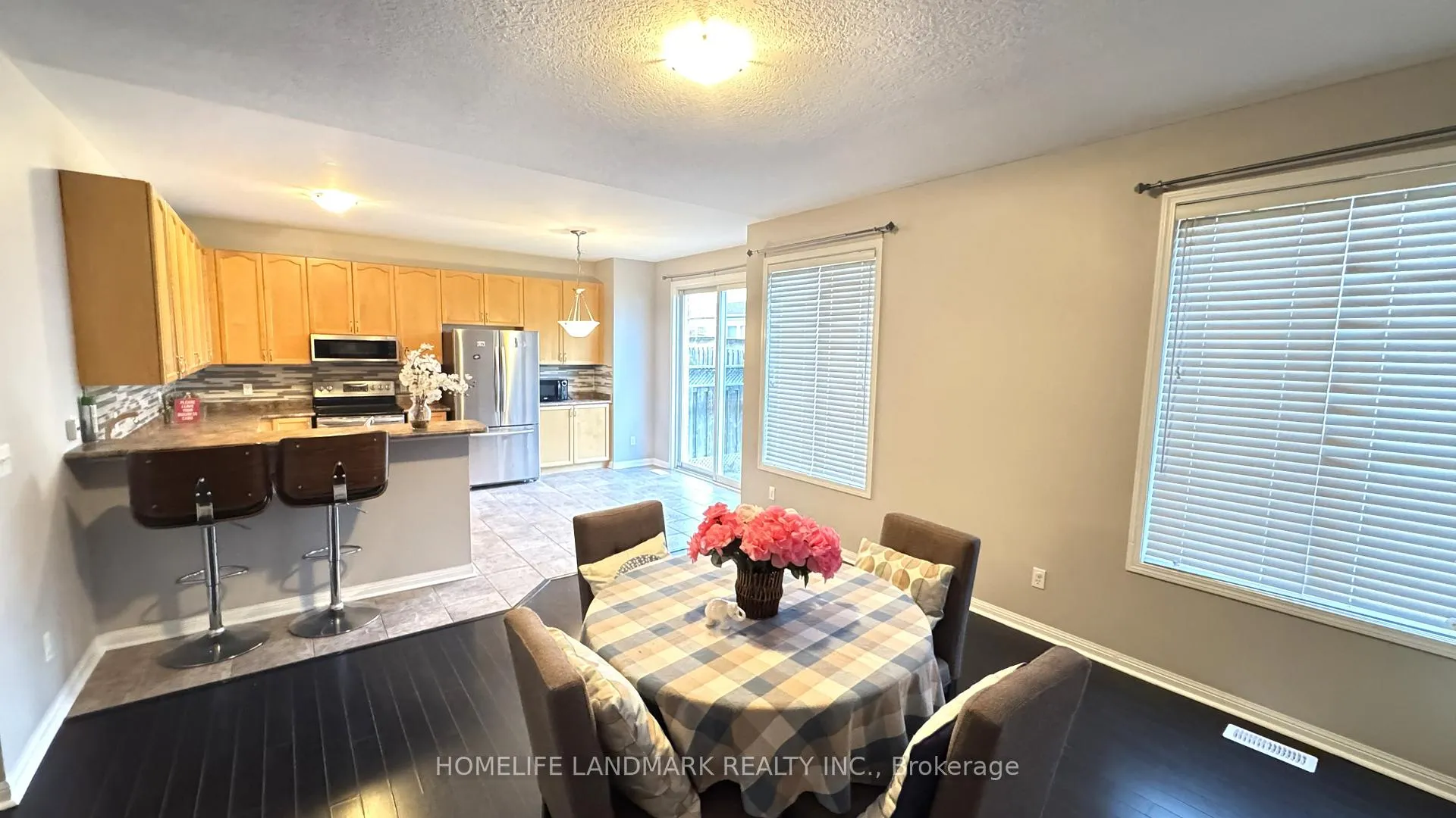 Photo 8 of 461 Garth Massey Drive, Cambridge, Fiddlesticks — HOMEH