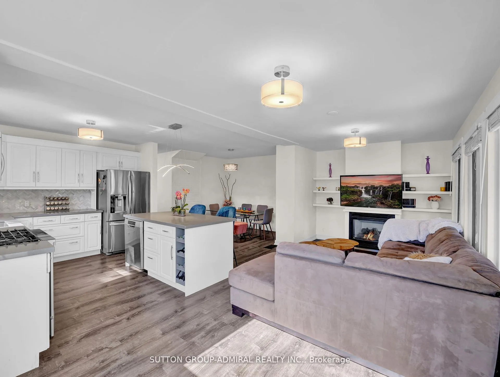 Photo 7 of 365 Beach Boulevard, Hamilton, Hamilton Beach — HOMEH