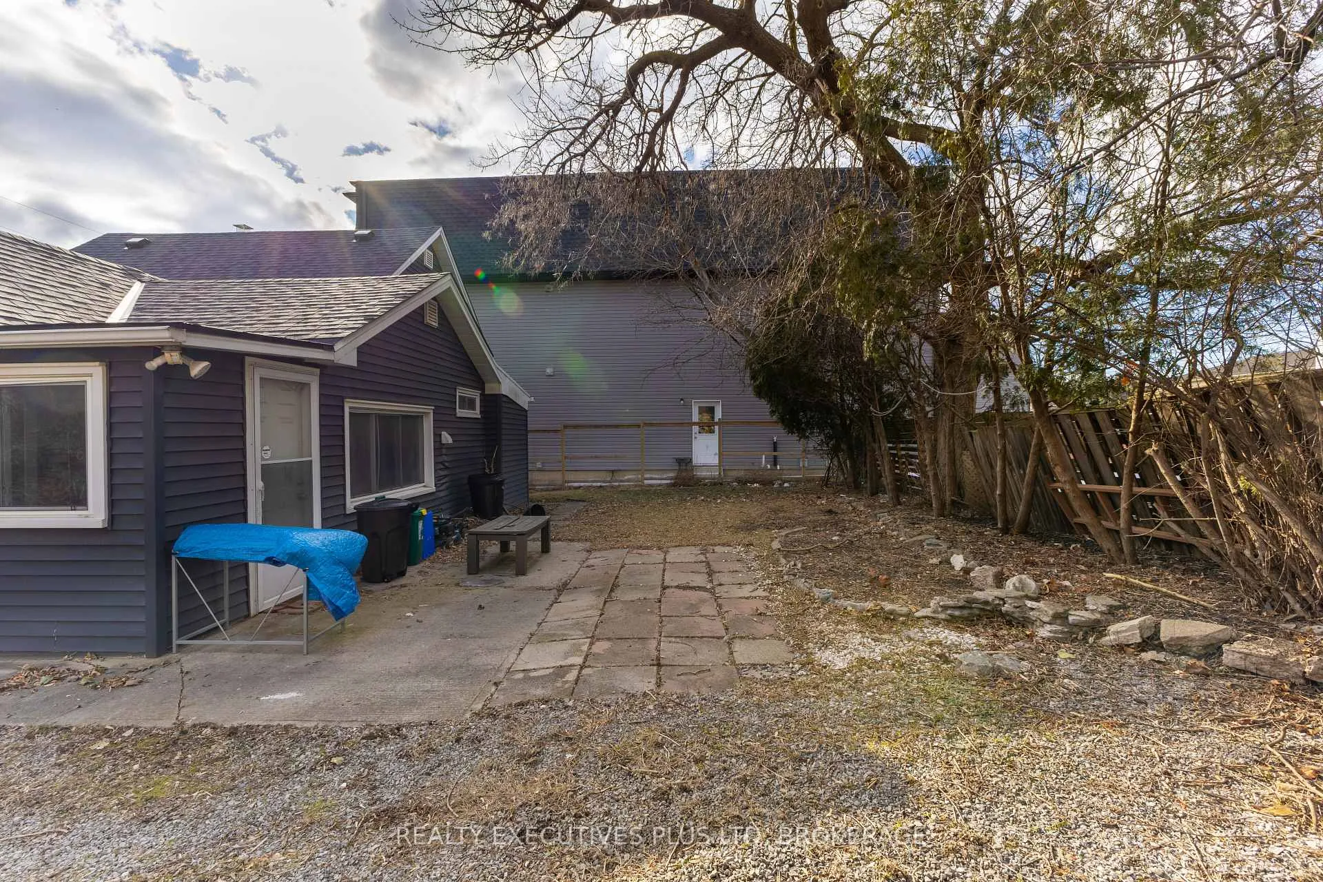 Photo 24 of 15 Chestnut Street E, St. Catharines, Oakdale — HOMEH