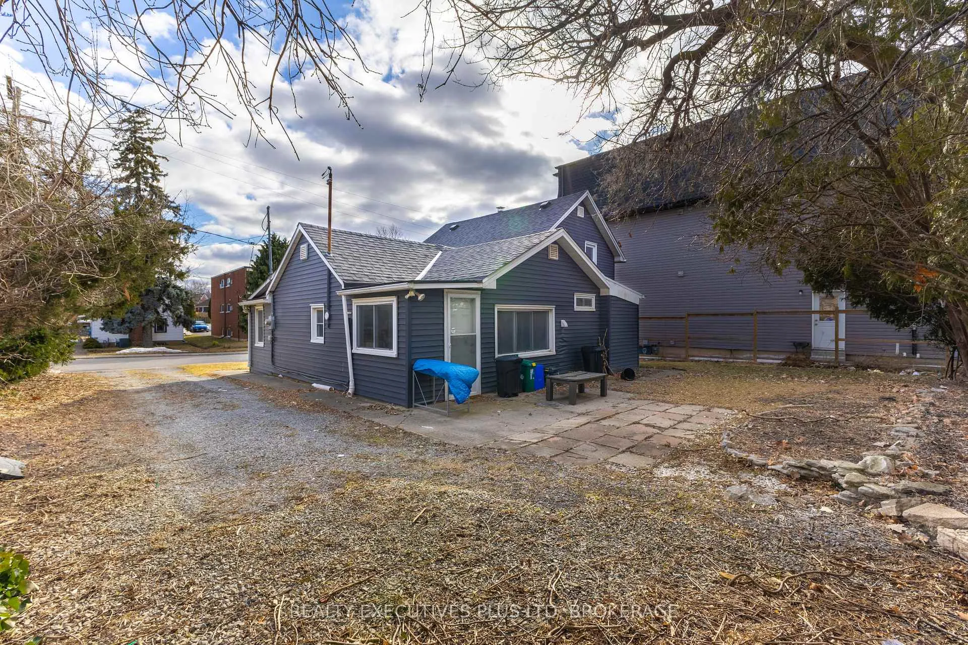 Photo 25 of 15 Chestnut Street E, St. Catharines, Oakdale — HOMEH