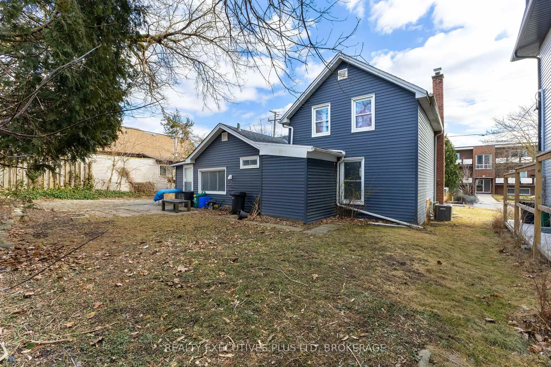 Photo 26 of 15 Chestnut Street E, St. Catharines, Oakdale — HOMEH