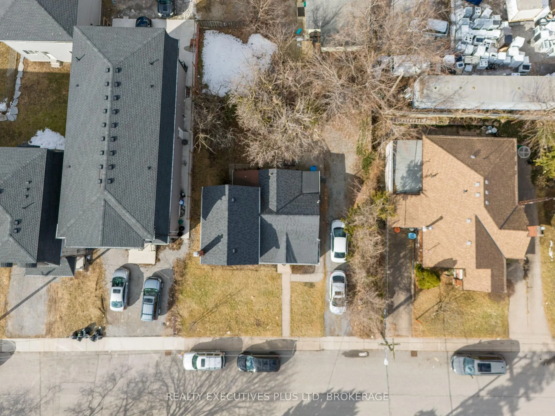 Photo 27 of 15 Chestnut Street E, St. Catharines, Oakdale — HOMEH