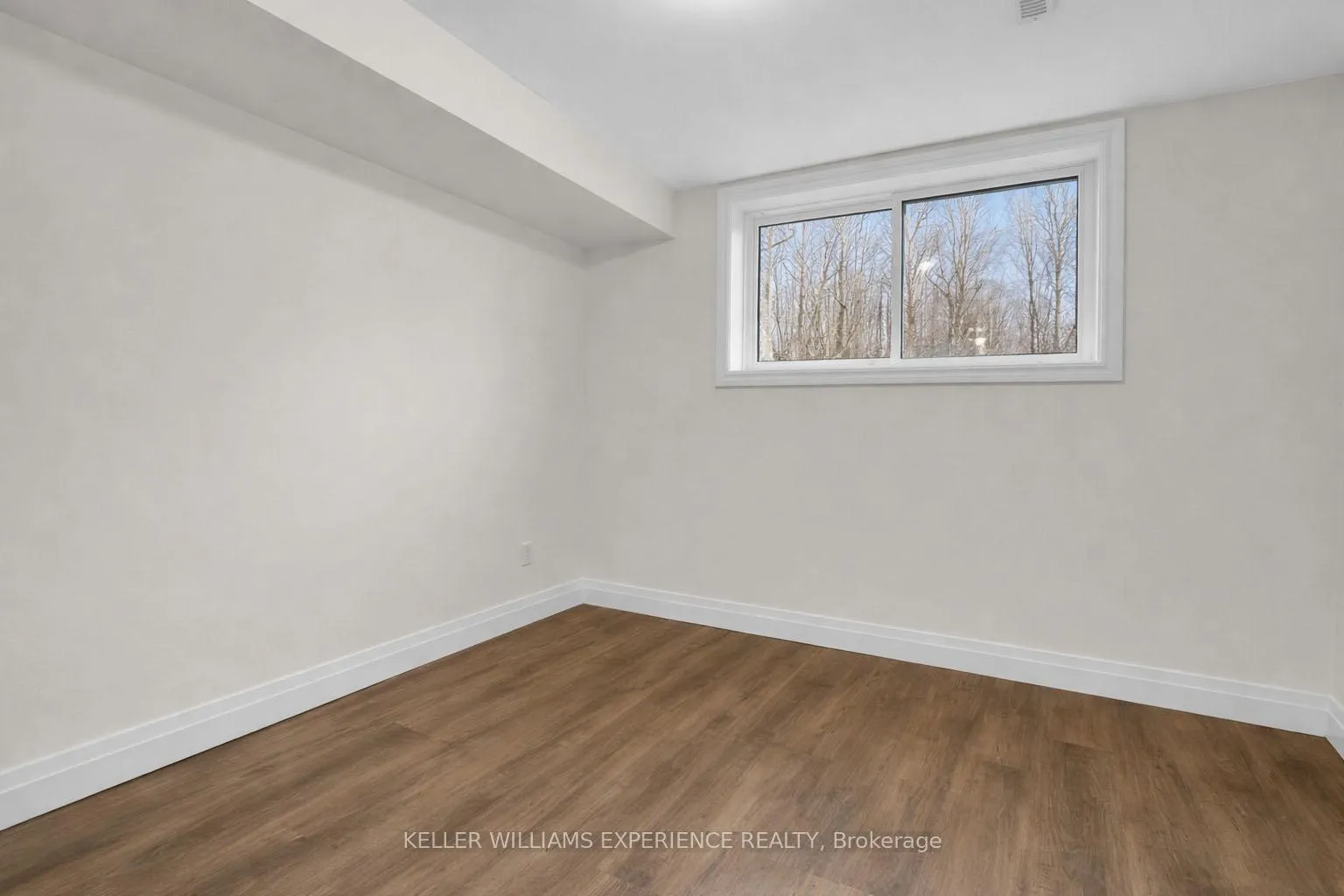 Photo 8 of Unit Basement, 124 Springdale Drive, Barrie, Cundles East — HOMEH