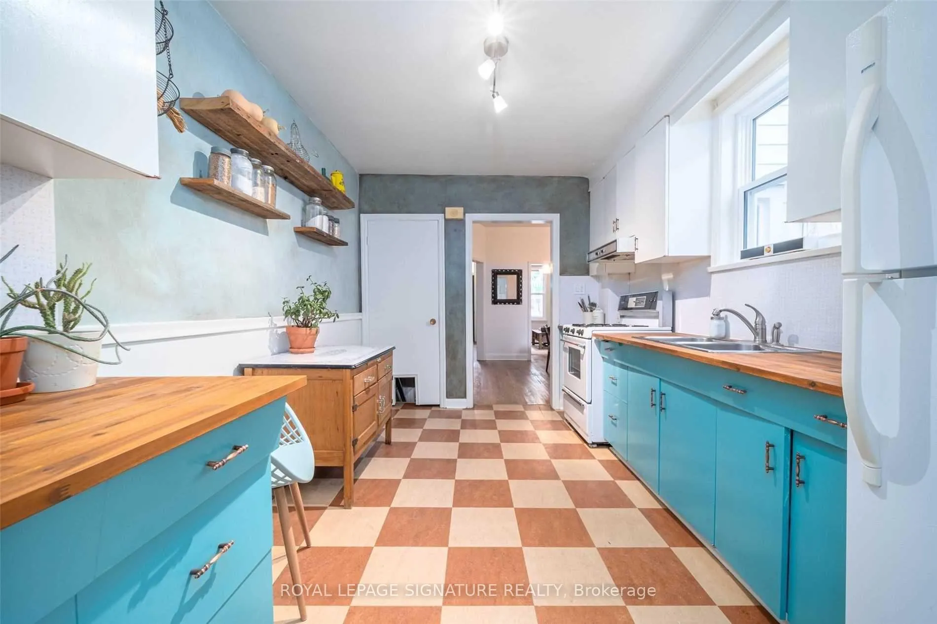 Photo 8 of 74 Wolseley Street, Toronto, Kensington-Chinatown — HOMEH