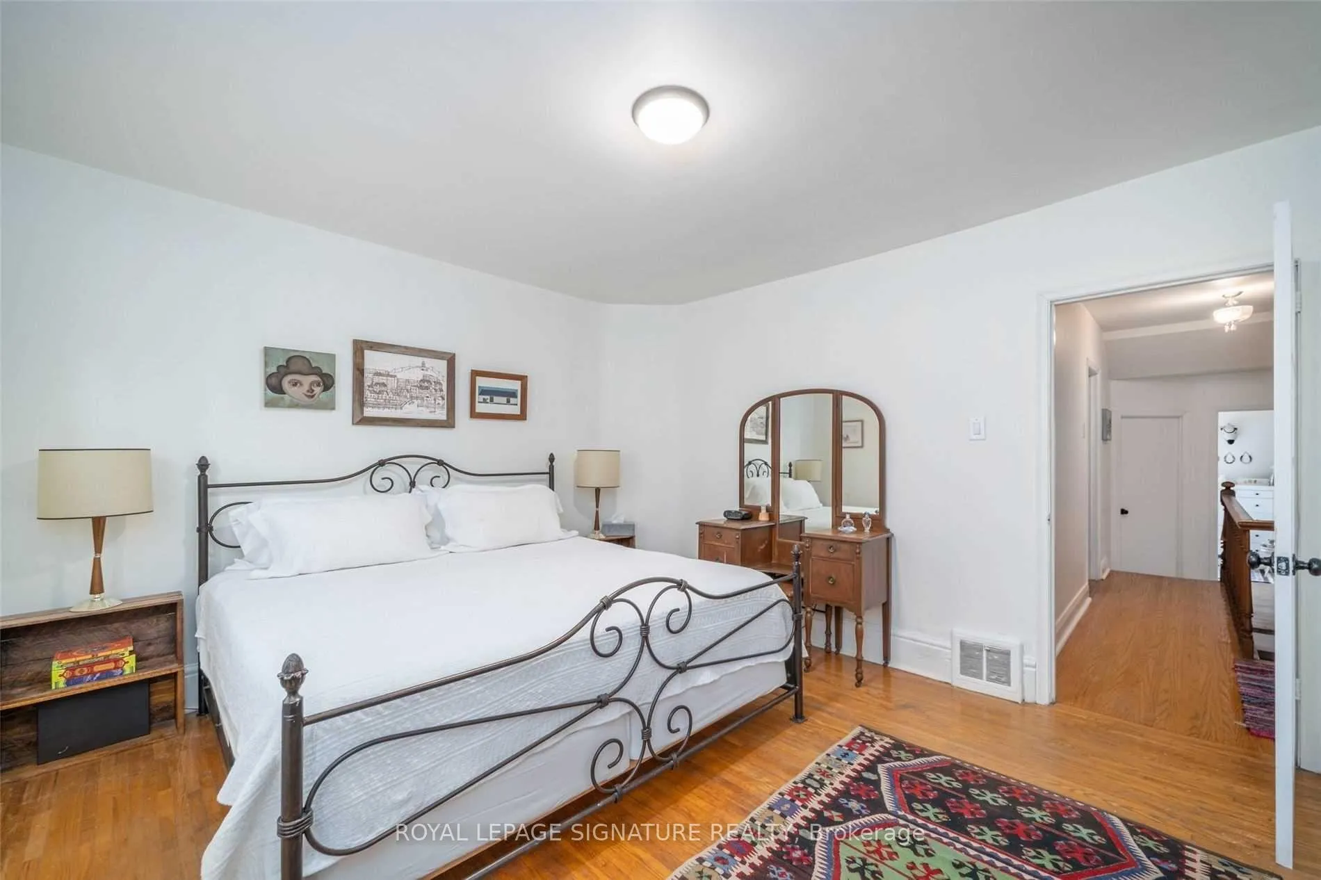 Photo 15 of 74 Wolseley Street, Toronto, Kensington-Chinatown — HOMEH