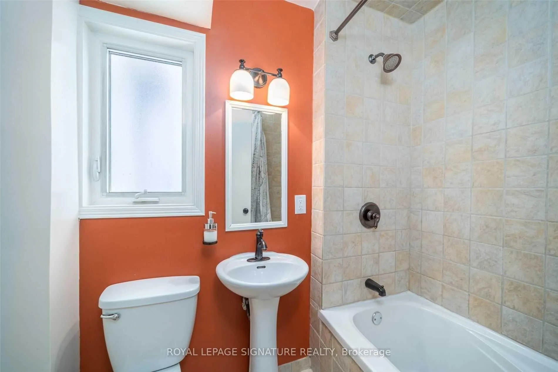 Photo 20 of 74 Wolseley Street, Toronto, Kensington-Chinatown — HOMEH