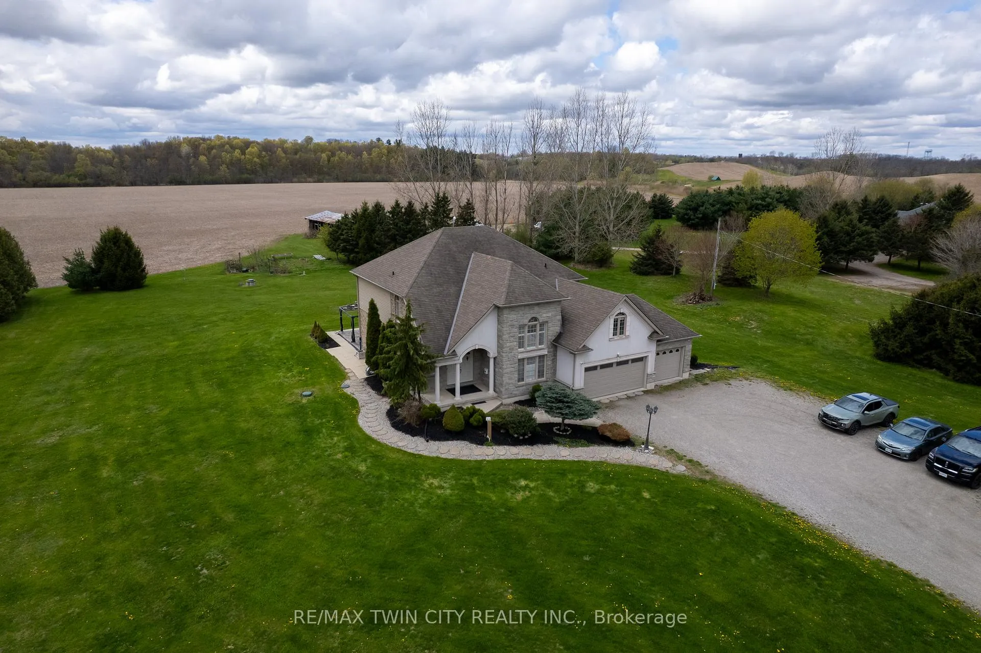 Photo 3 of 95 Brant School Road, Brant, Brantford Twp — HOMEH