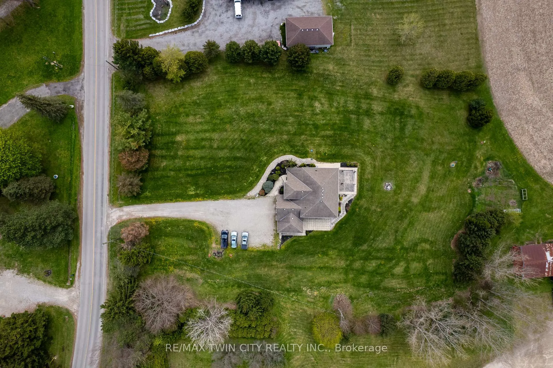 Photo 5 of 95 Brant School Road, Brant, Brantford Twp — HOMEH