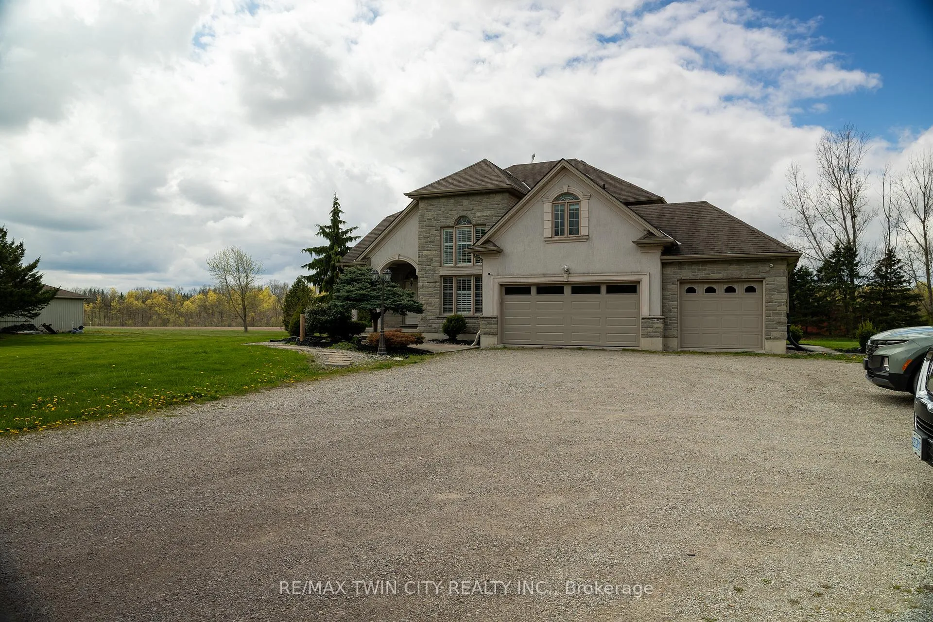 Photo 10 of 95 Brant School Road, Brant, Brantford Twp — HOMEH