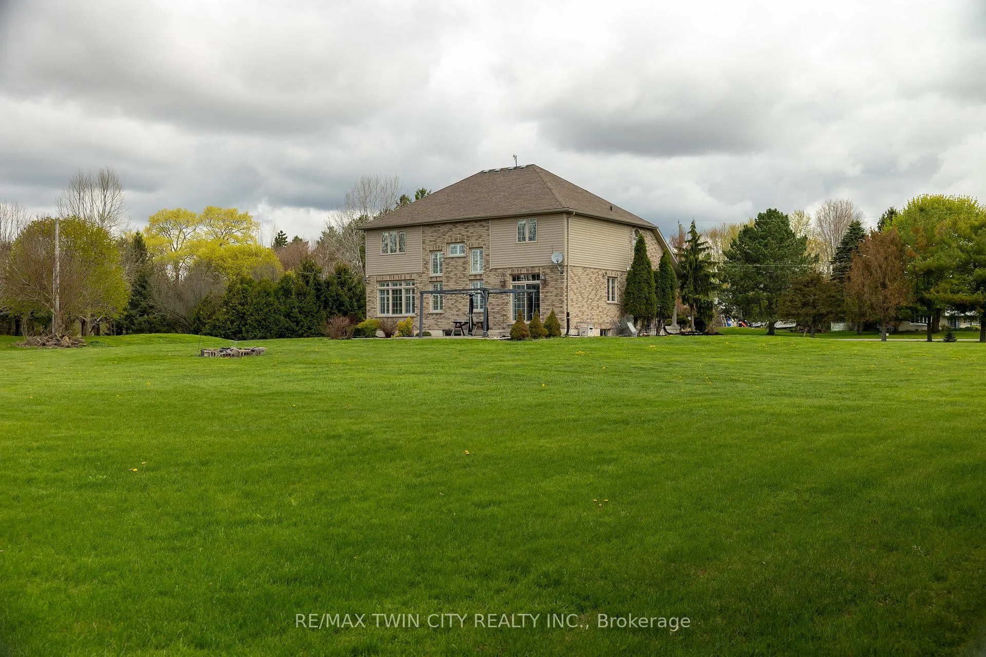 Photo 12 of 95 Brant School Road, Brant, Brantford Twp — HOMEH