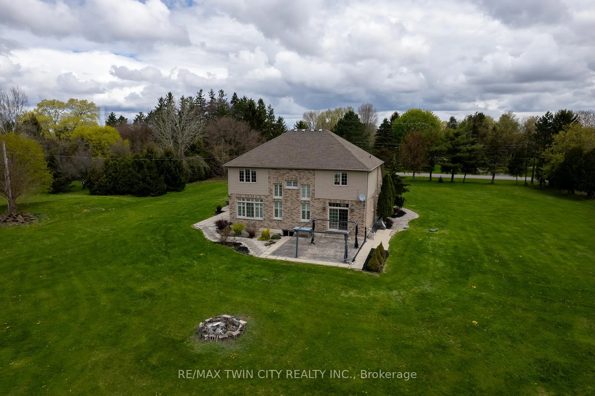 Photo 39 of 95 Brant School Road, Brant, Brantford Twp — HOMEH
