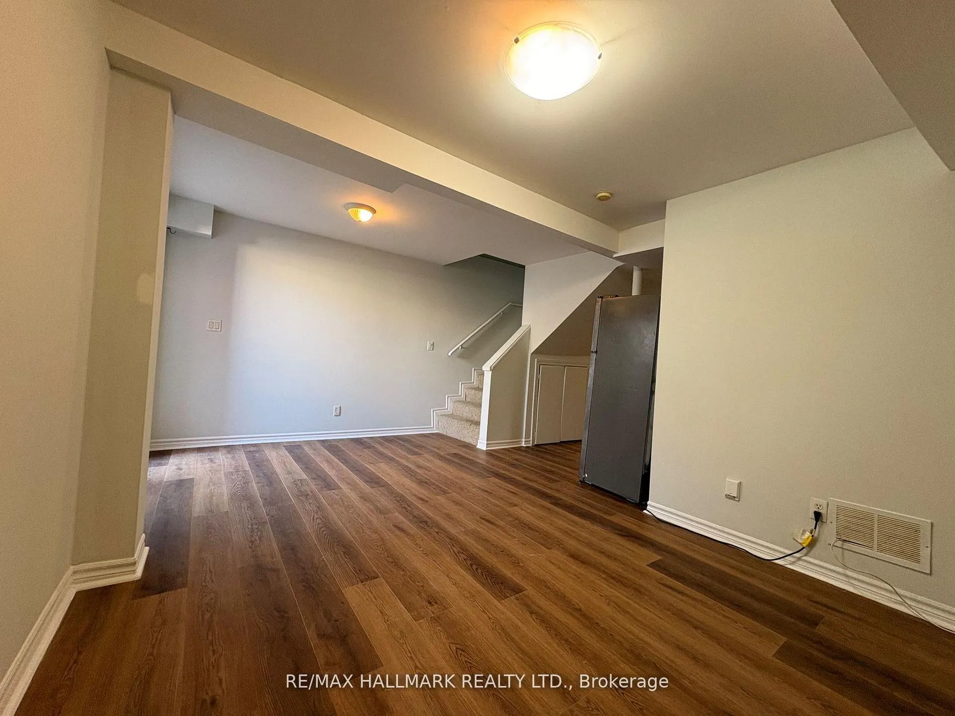 Photo 5 of Unit Lower, 70 Eileen Avenue, Toronto, Rockcliffe-Smythe — HOMEH