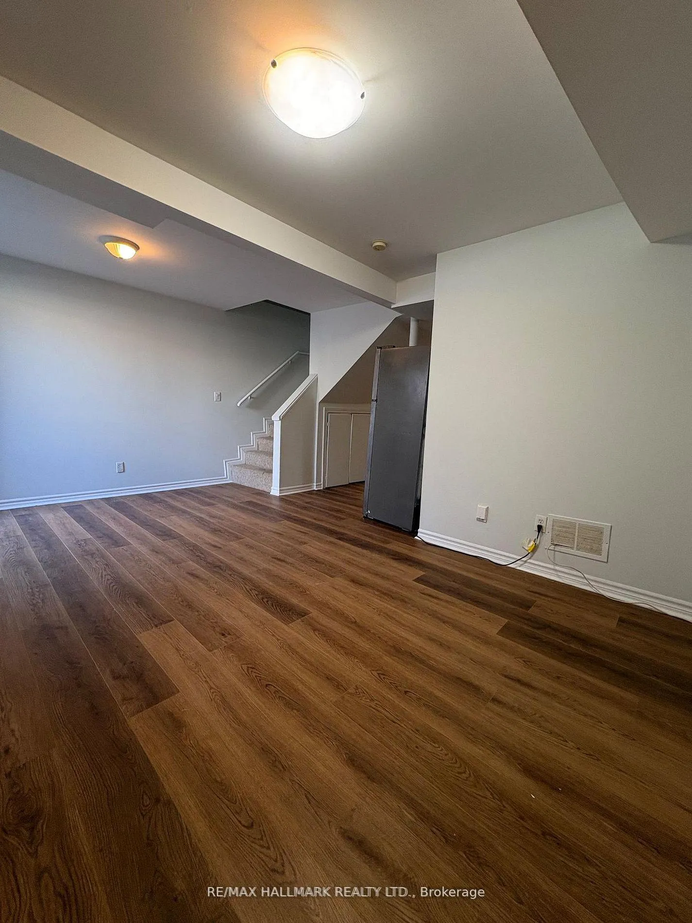 Photo 6 of Unit Lower, 70 Eileen Avenue, Toronto, Rockcliffe-Smythe — HOMEH