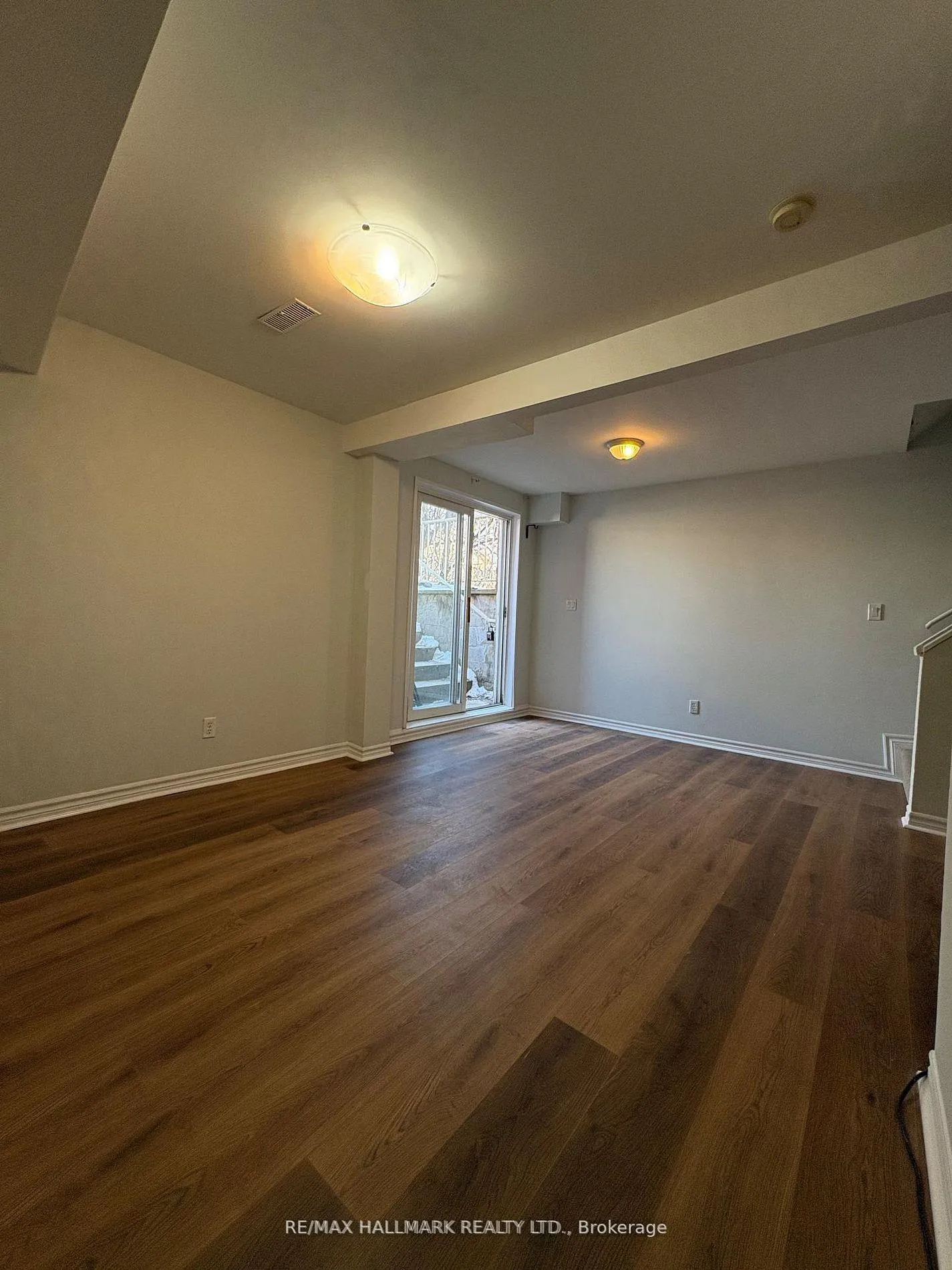 Photo 7 of Unit Lower, 70 Eileen Avenue, Toronto, Rockcliffe-Smythe — HOMEH