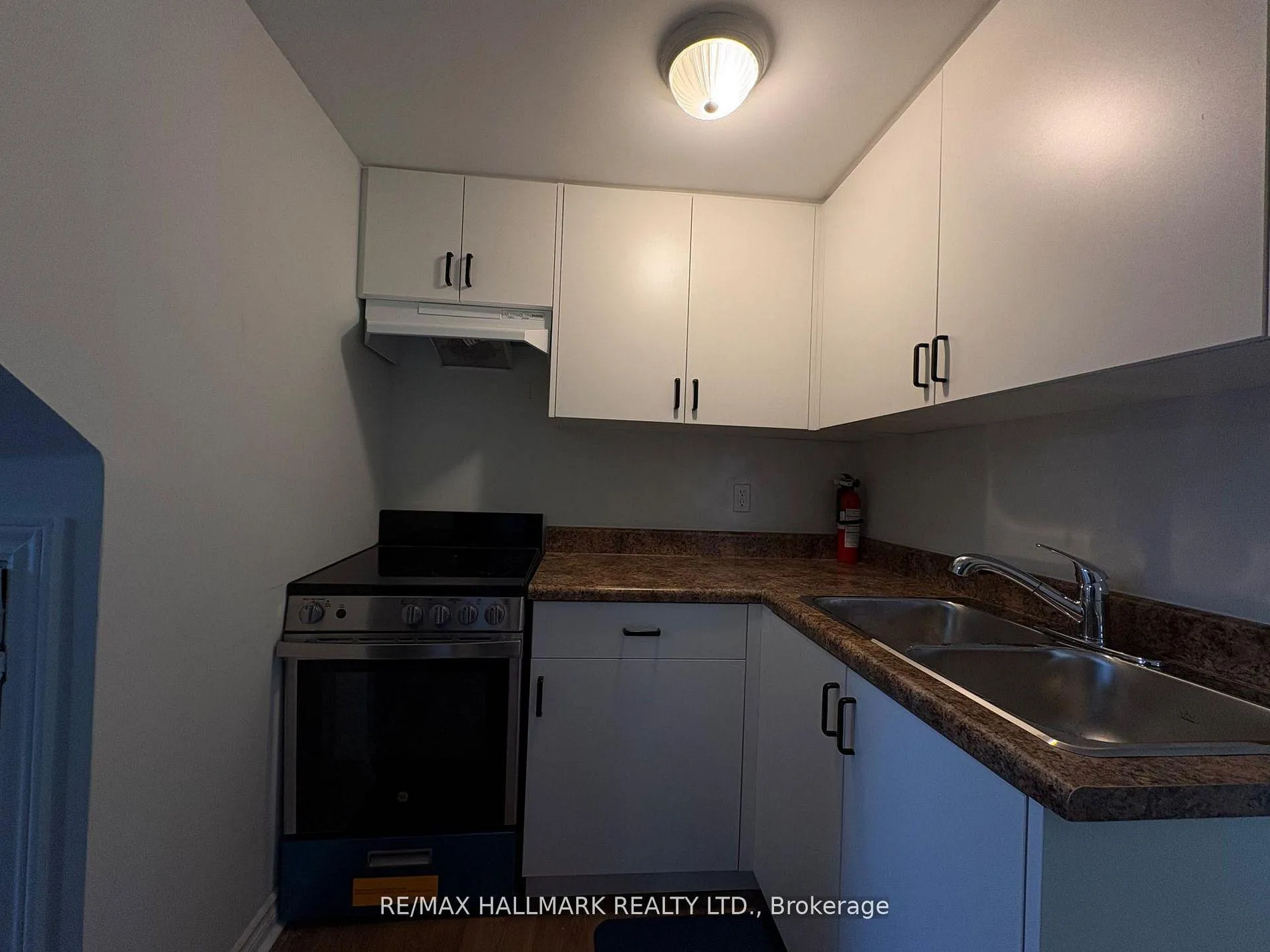 Photo 11 of Unit Lower, 70 Eileen Avenue, Toronto, Rockcliffe-Smythe — HOMEH