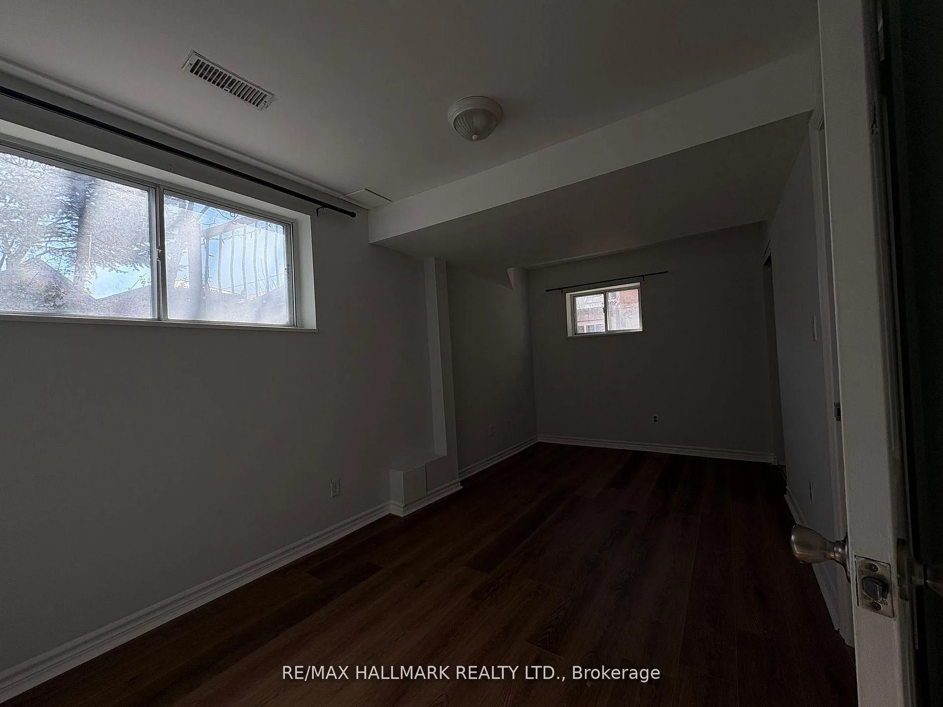 Photo 14 of Unit Lower, 70 Eileen Avenue, Toronto, Rockcliffe-Smythe — HOMEH