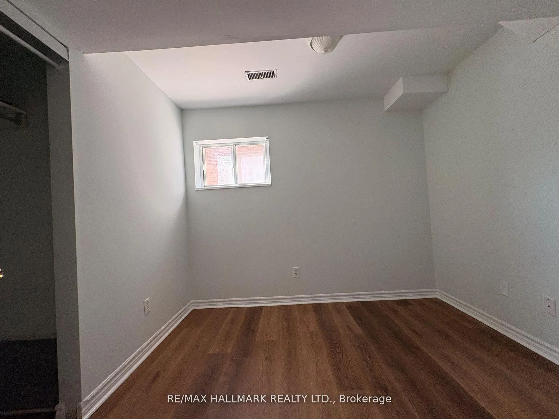 Photo 15 of Unit Lower, 70 Eileen Avenue, Toronto, Rockcliffe-Smythe — HOMEH