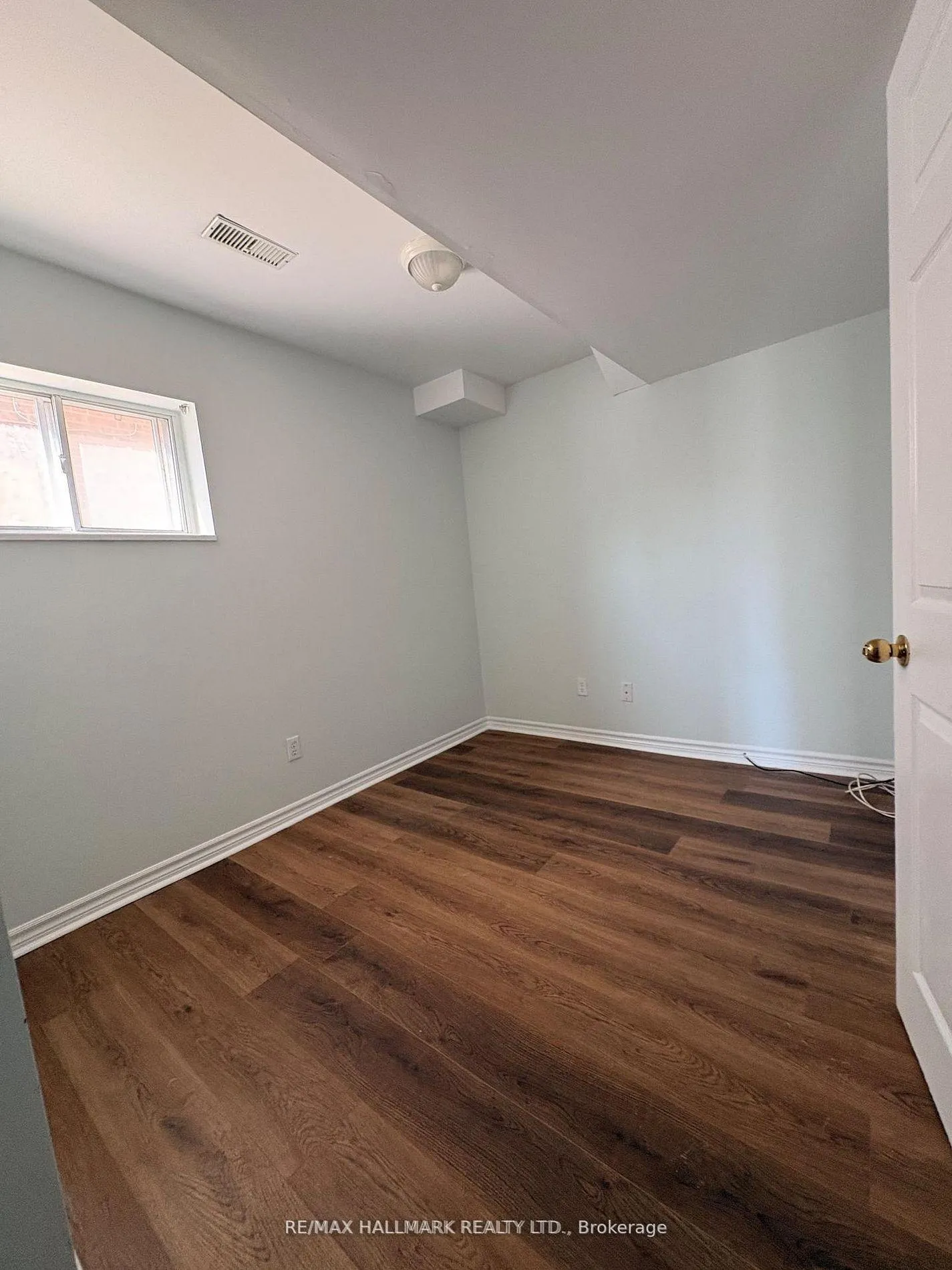 Photo 16 of Unit Lower, 70 Eileen Avenue, Toronto, Rockcliffe-Smythe — HOMEH